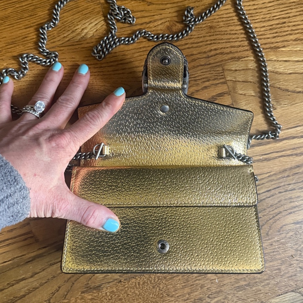 Gucci Gold Mini Dionysus Clutch with Chain Detail - Picture 4 of 6